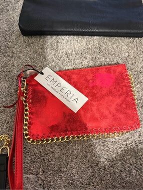 Red Chain-Trim Wristlet